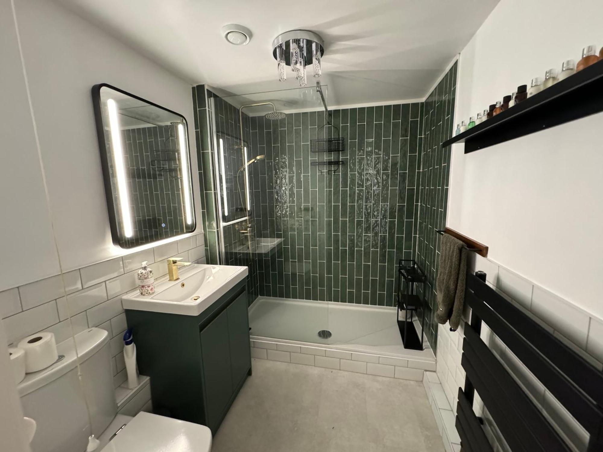 Marina Sea View Apt - Second Floor With Lift, Modern Голігед Екстер'єр фото